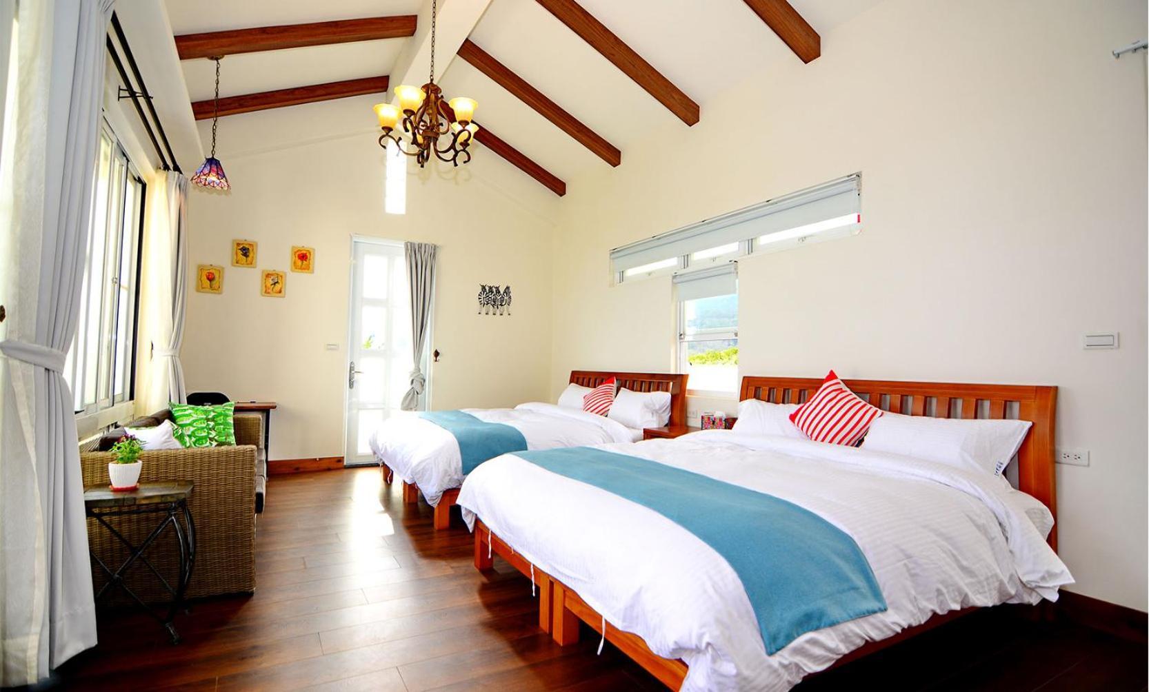 Coastline Azure B&B Donghe Exterior photo
