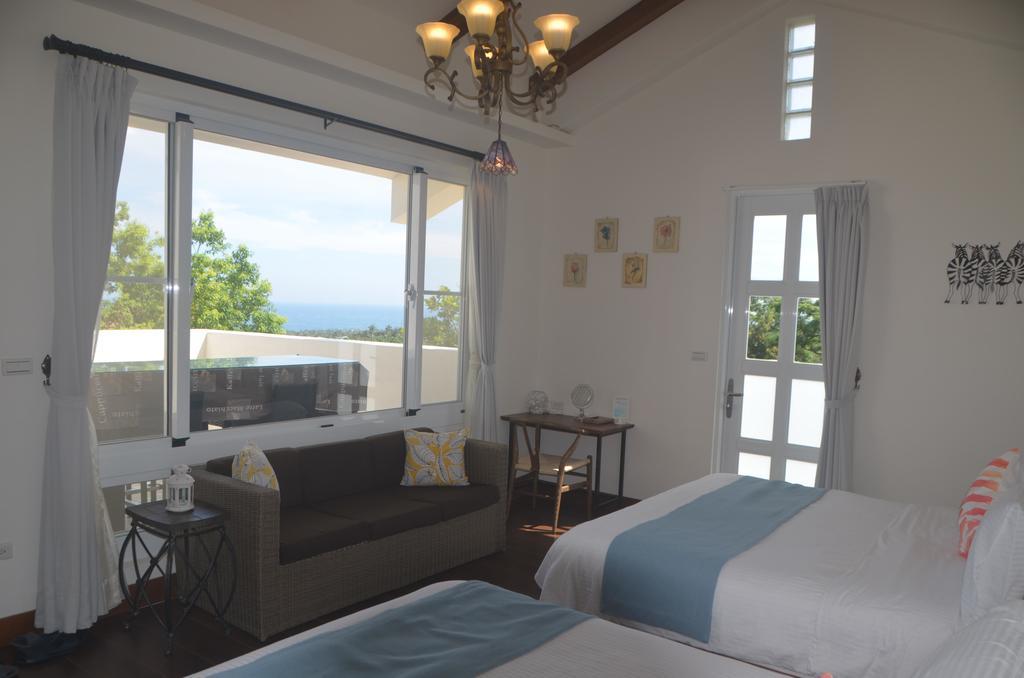Coastline Azure B&B Donghe Exterior photo